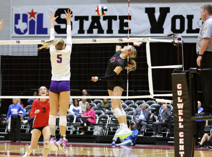 Lucas Lovejoy vs Liberty Hill UIL 5A State Championship November 18, 2023 Photo-Michael Horbovetz24